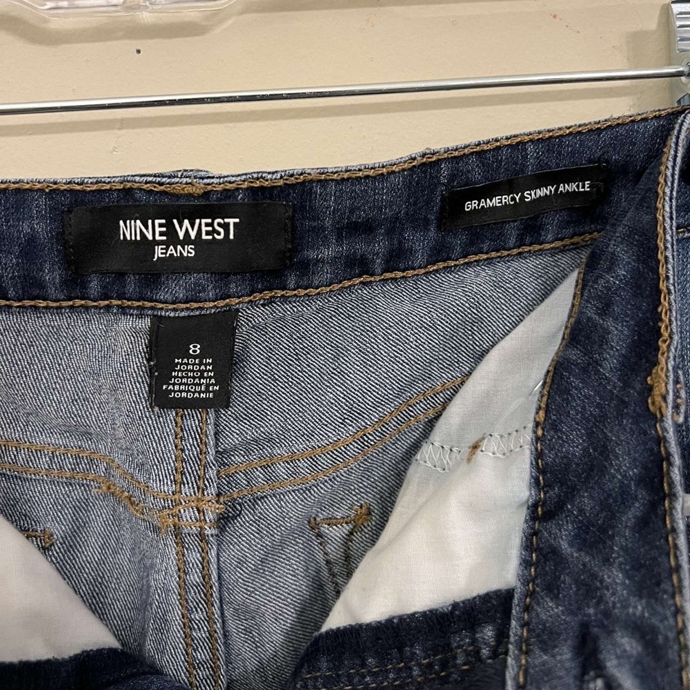 NINE WEST SLIM FIT SIZE 8